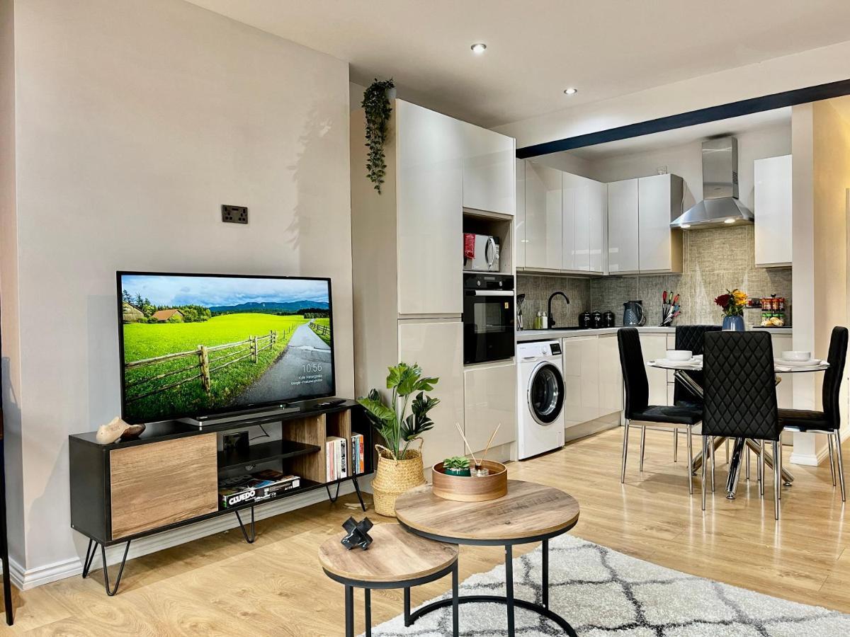 Appartamento City Centre Gem In Southend Near The Beach, Station And Parking Esterno foto